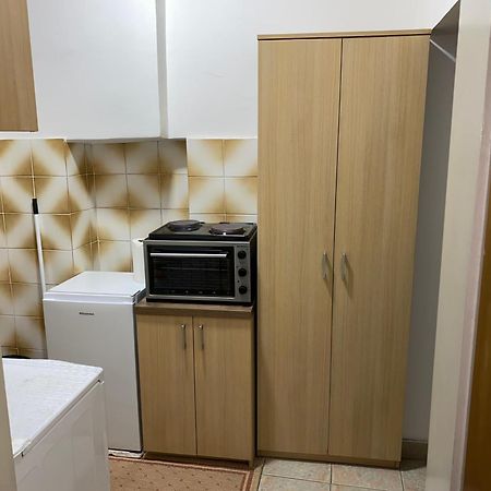 Center Studio Apartment ポドゴリツァ エクステリア 写真