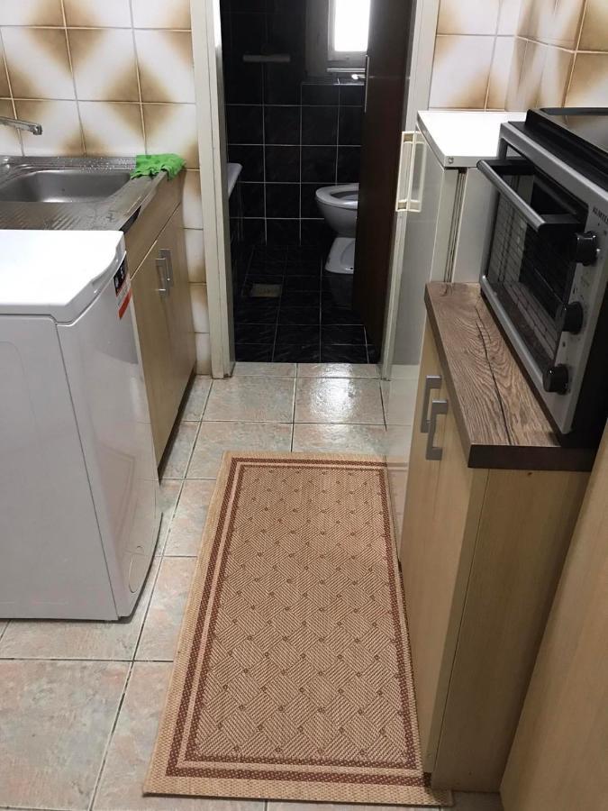 Center Studio Apartment ポドゴリツァ エクステリア 写真