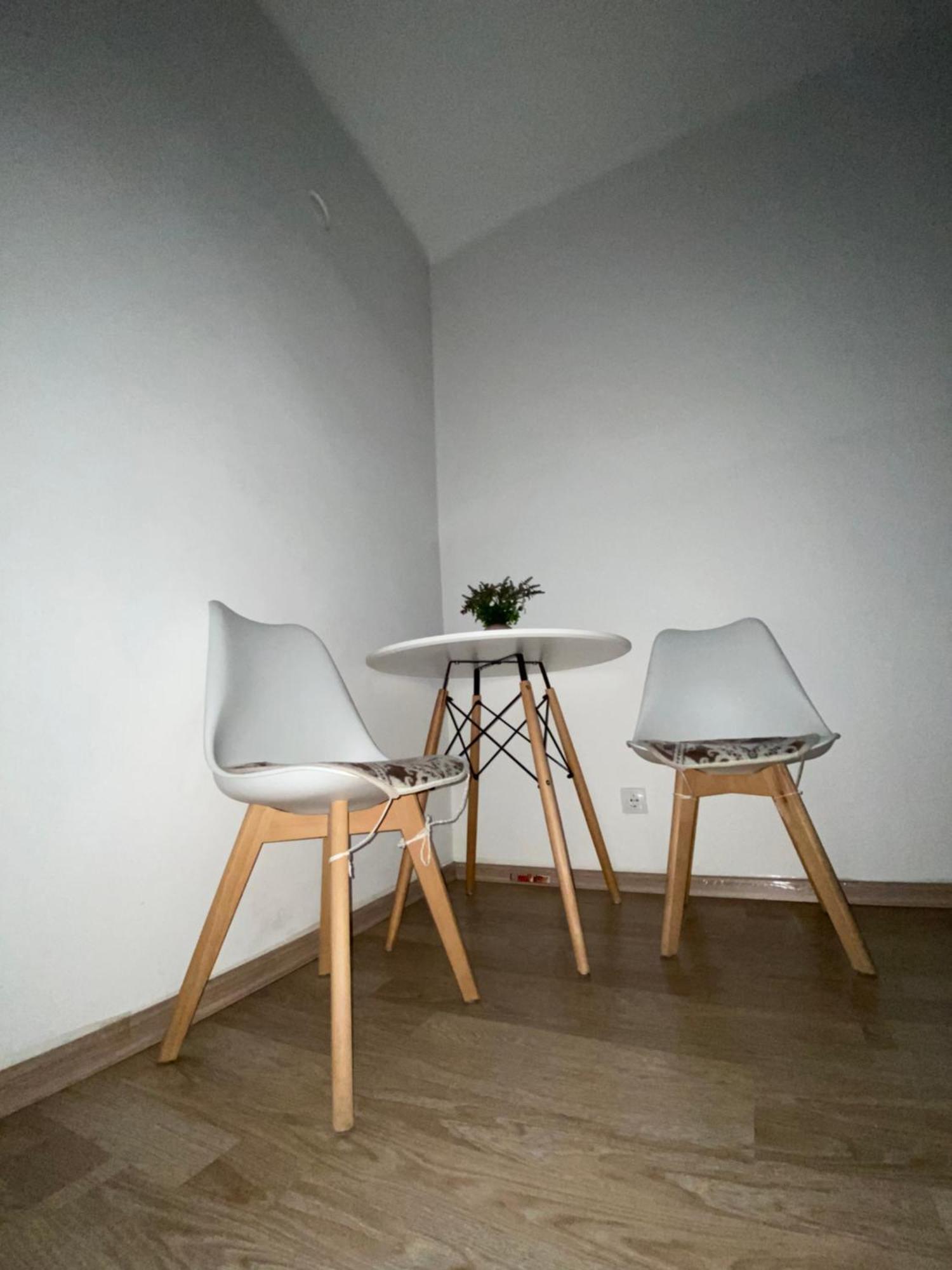 Center Studio Apartment ポドゴリツァ エクステリア 写真